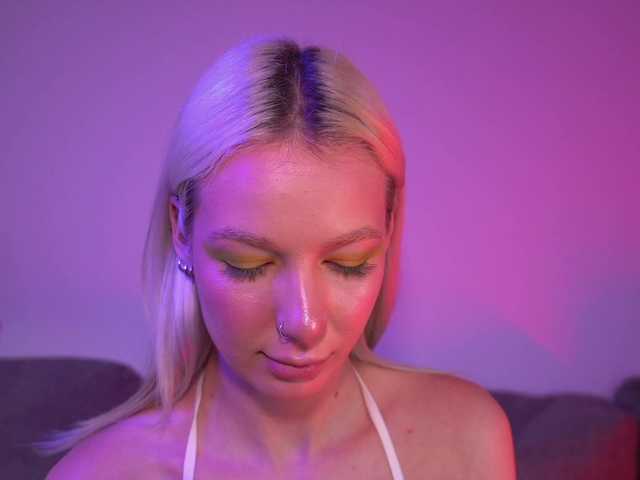 RanyLoveTomson's BongaCams show and profile