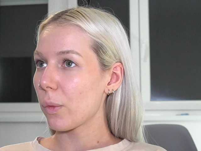 RanyLoveTomson's BongaCams show and profile