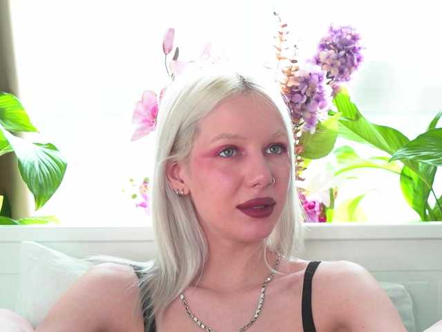 RanyLoveTomson's BongaCams show and profile