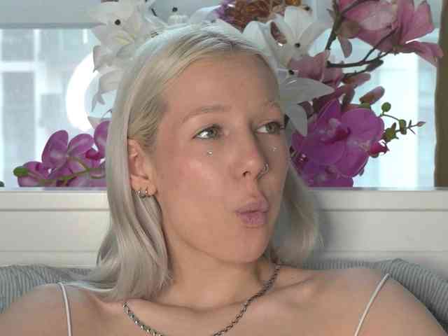 RanyLoveTomson webcam