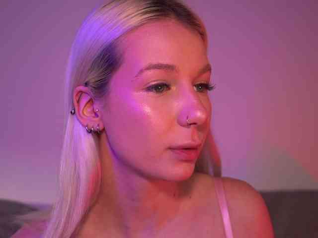 RanyLoveTomson webcam