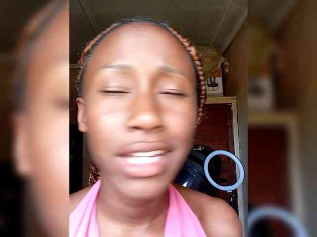 Cocobloom webcam
