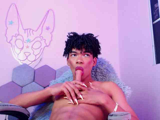 Ivony-tgn Live Webcam on BongaCams