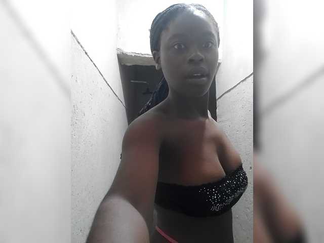 Lilaeve's BongaCams show and profile