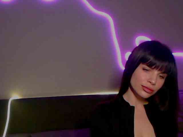 nude webcam chat KinaGlow