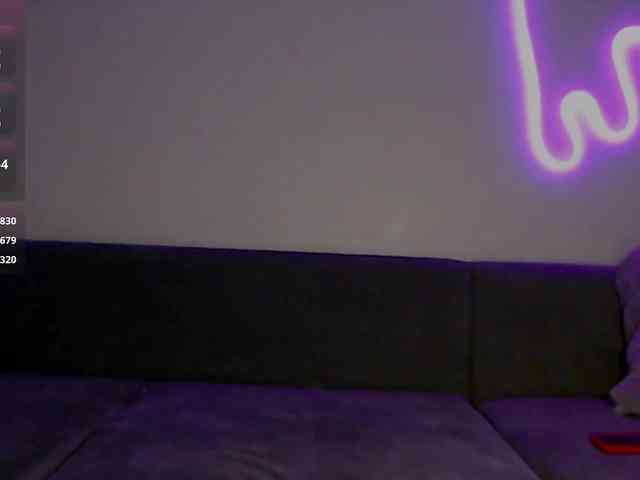 TatiGlow webcam