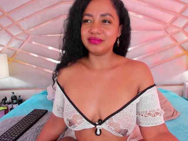 Kamila-Kane webcam