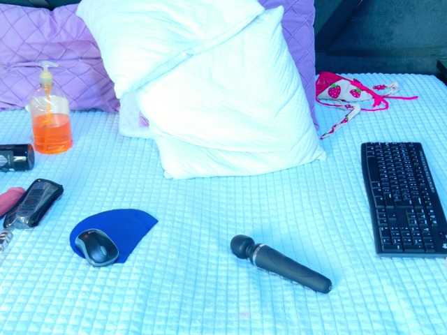 SabrinnaTaylor's BongaCams show and profile