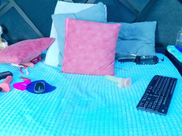 SabrinnaTaylor's BongaCams show and profile