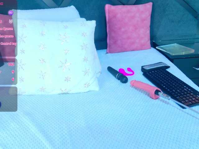 SabrinnaTaylor's BongaCams show and profile