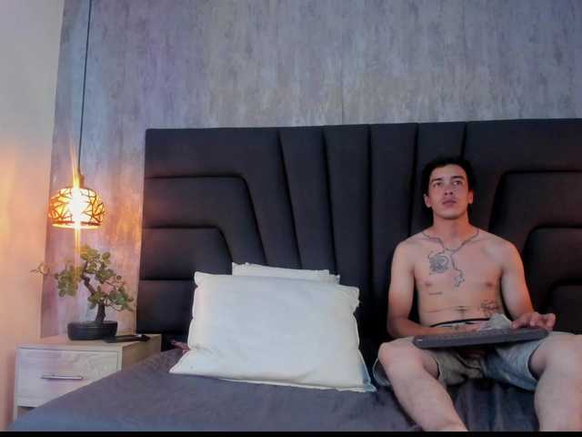 Kaiser-Luna's BongaCams show and profile