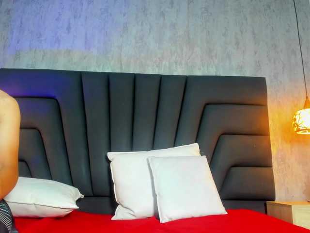 Kaiser-Luna live cam profile