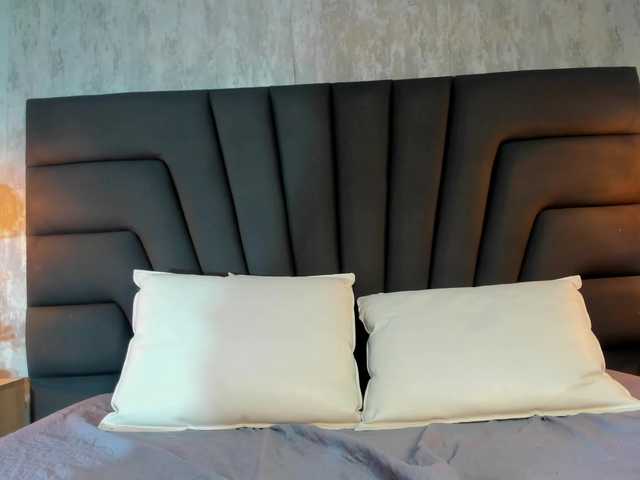 Kaiser-Luna's BongaCams show and profile