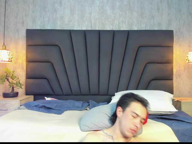 Kaiser-Luna's BongaCams show and profile