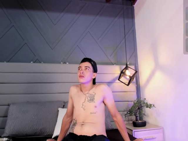 Kaiser-Luna's BongaCams show and profile