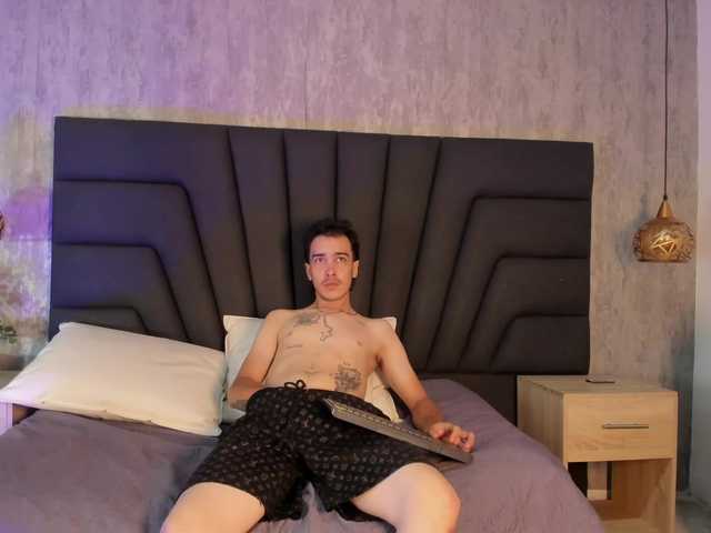 Kaiser-Luna's BongaCams show and profile