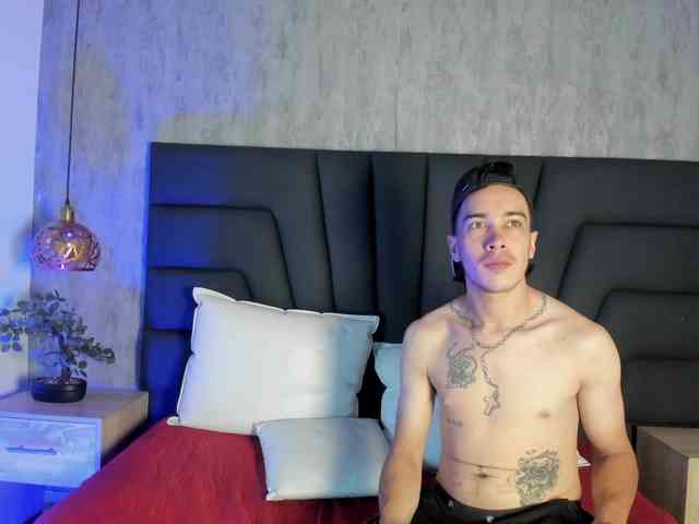 Kaiser-Luna Live Webcam on BongaCams