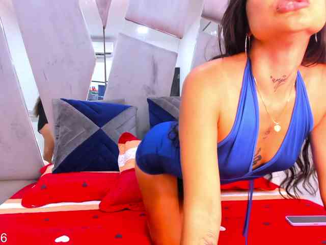 sensually-explosive webcam