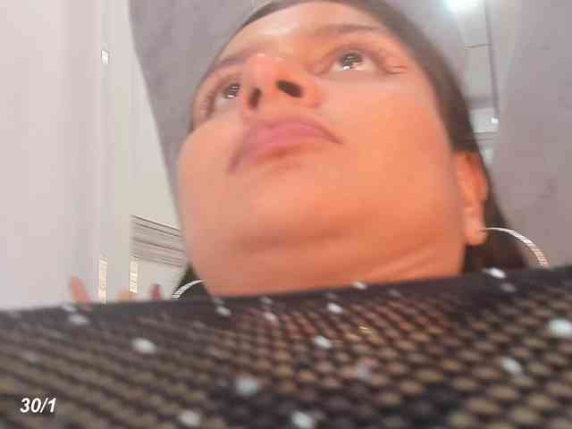 sensually-explosive webcam