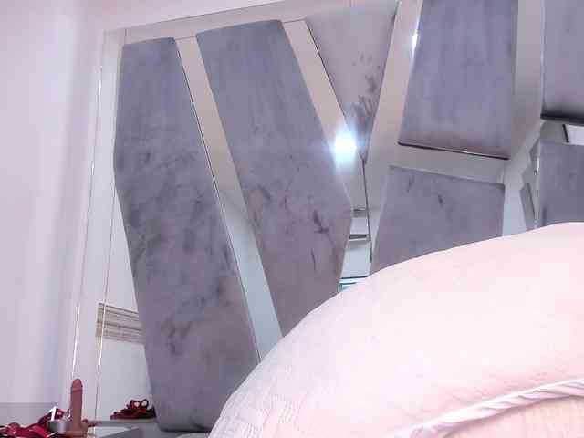 sensually-explosive sensually-explosive