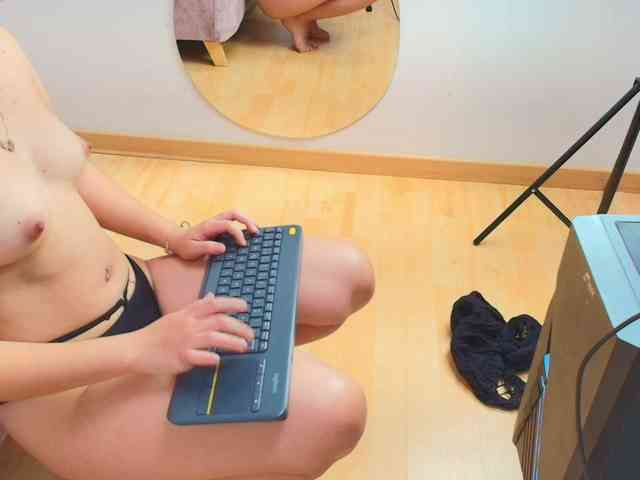 Chloe-Diamond Live Webcam on BongaCams Chloe-Diamond Live Webcam on BongaCams