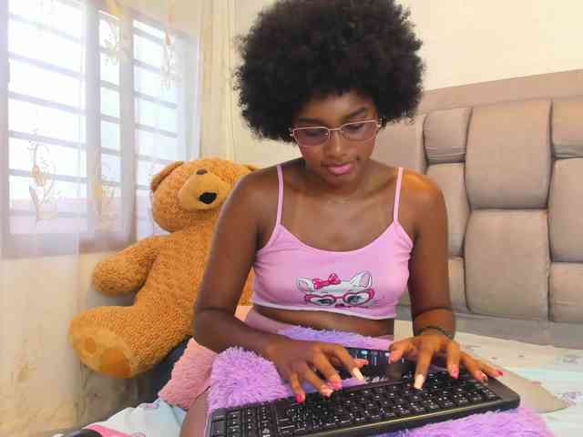 Beauty-Luci webcam