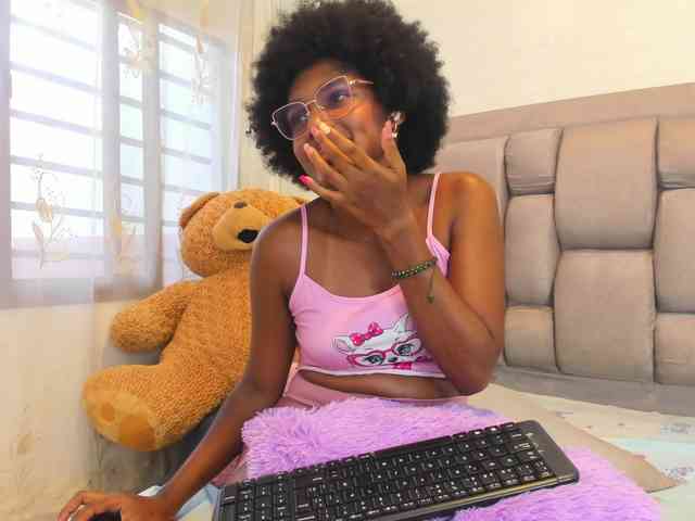 Beauty-Luci webcam