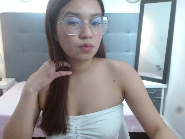 chaneelstark's BongaCams show and profile