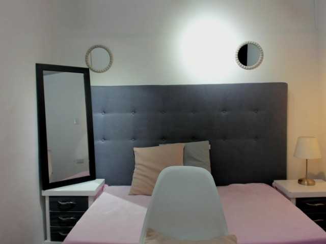 chaneelstark's BongaCams show and profile