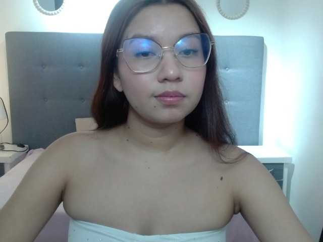 chaneelstark's BongaCams show and profile