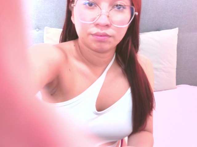 chaneelstark's BongaCams show and profile