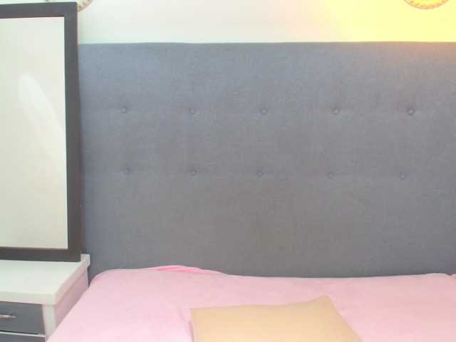 chaneelstark's BongaCams show and profile