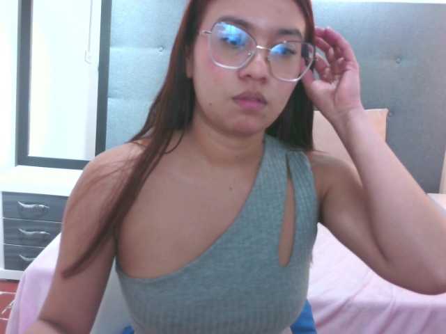 chaneelstark's BongaCams show and profile