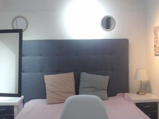 chaneelstark's BongaCams show and profile