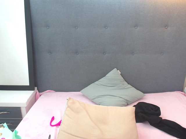 chaneelstark's BongaCams show and profile