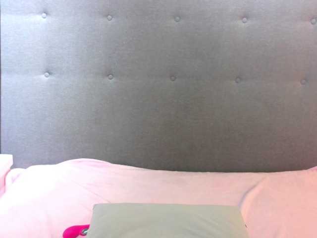 chaneelstark's BongaCams show and profile