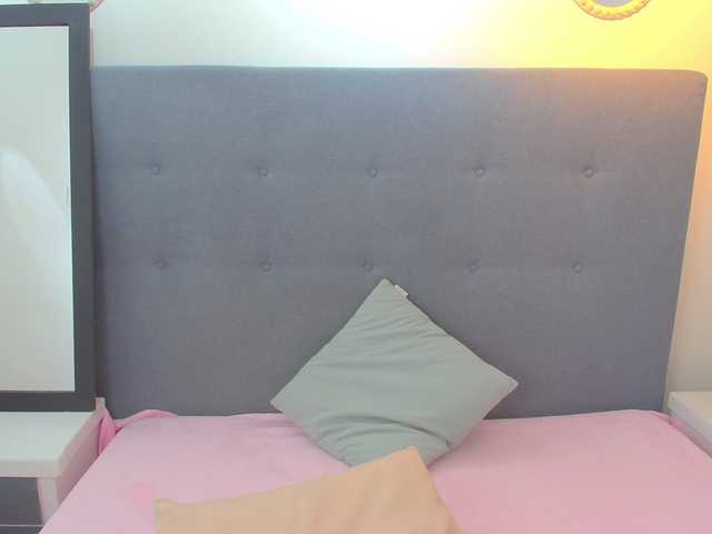 chaneelstark's BongaCams show and profile