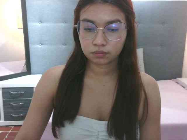 chaneelstark Live Webcam on BongaCams