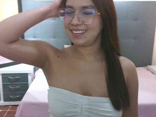 chaneelstark Live Webcam on BongaCams