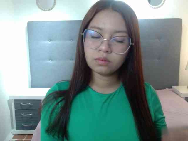 chaneelstark chaneelstark