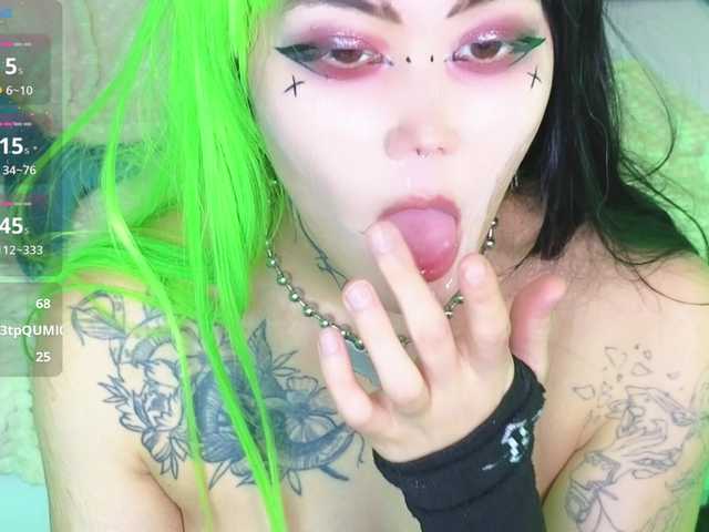  GothXRaven chat room