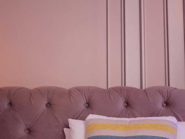 MayaVixxen webcam