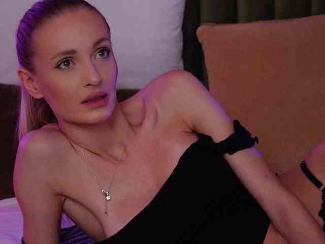 AmeliaAngell webcam