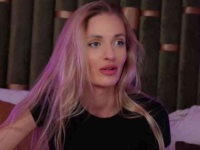 AmeliaAngell webcam