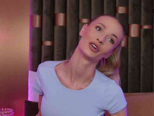 AmeliaAngell webcam