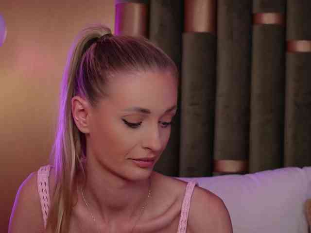 AmeliaAngell webcam
