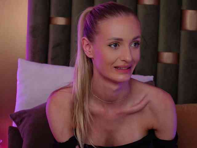 AmeliaAngell webcam
