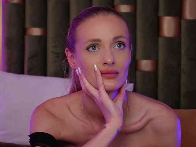 AmeliaAngell webcam