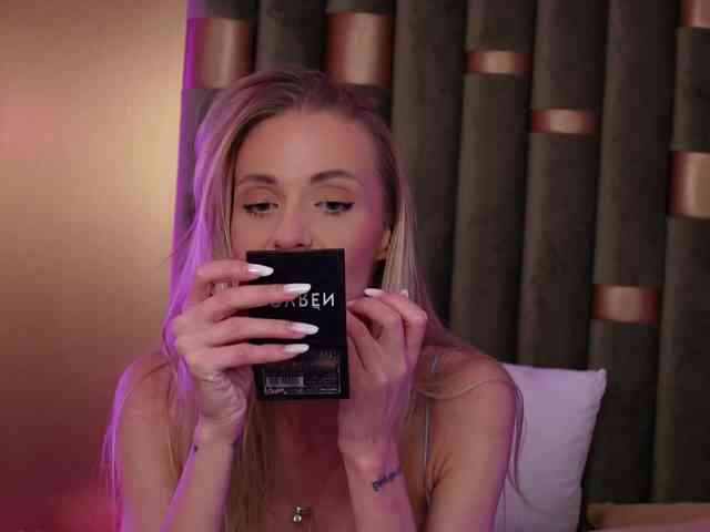 AmeliaAngell webcam