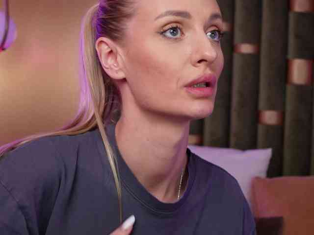 AmeliaAngell webcam